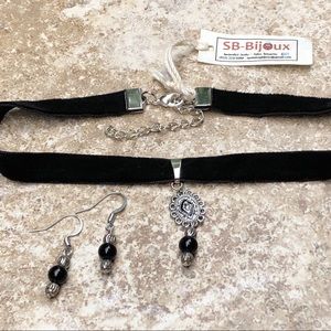 SB-Bijoux Black Velvet Ribbon Choker Set